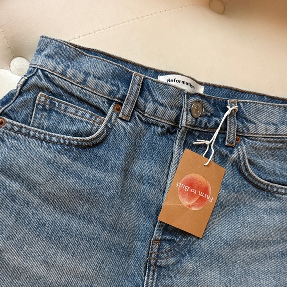 Reformation Women's Blue Denim Shorts size 24 - Picture 2 of 9
